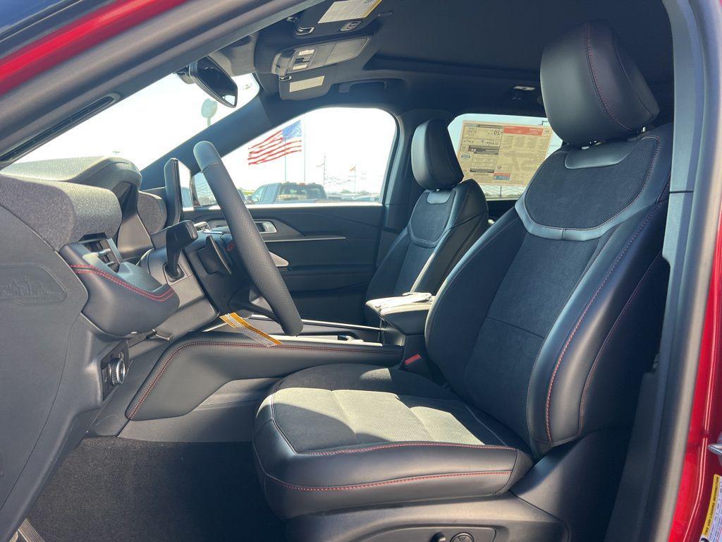 new 2025 Ford Explorer car, priced at $59,990