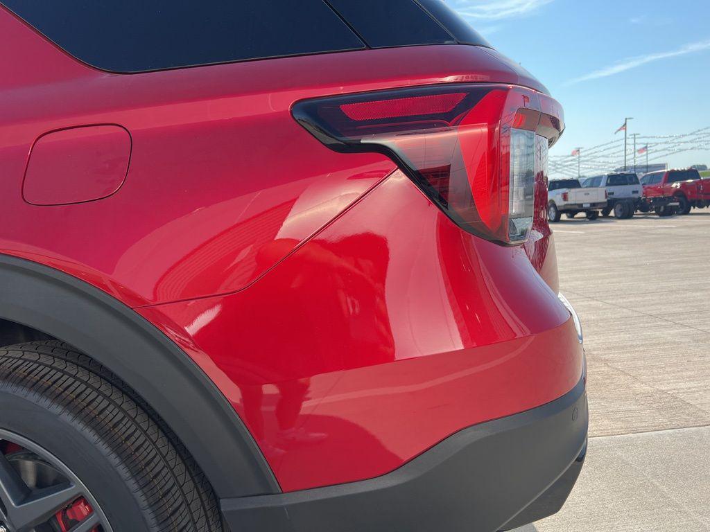 new 2025 Ford Explorer car, priced at $59,990