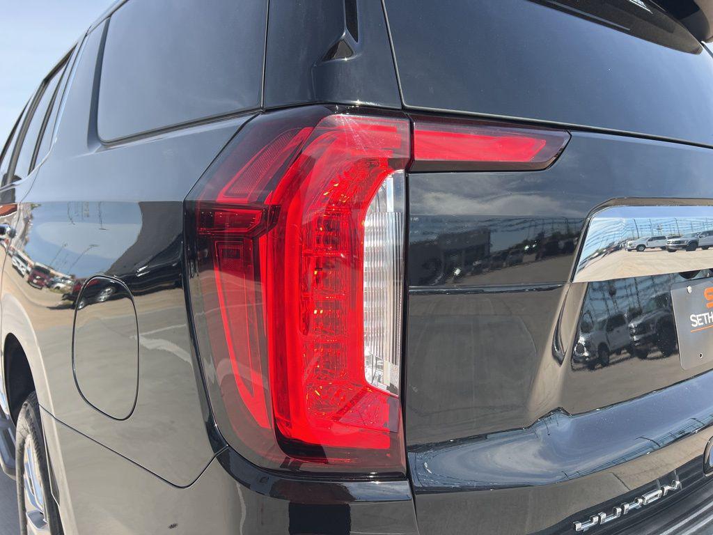 used 2024 GMC Yukon car, priced at $60,482