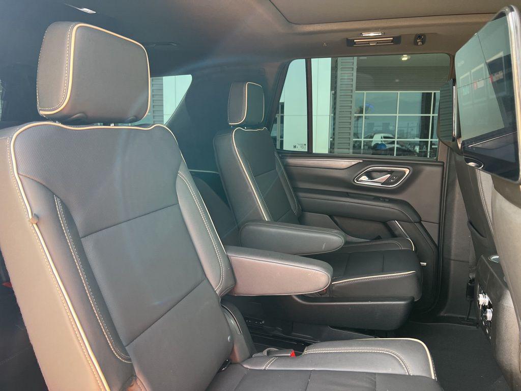 used 2024 GMC Yukon car, priced at $60,482