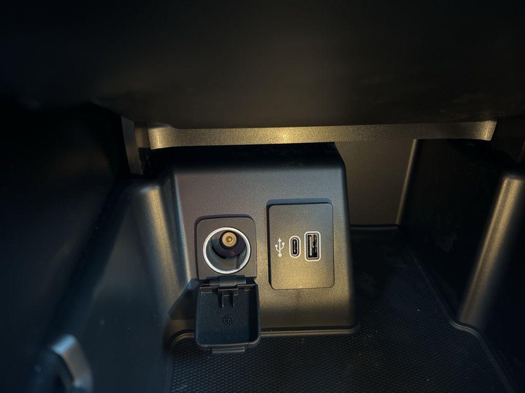 new 2025 Ford Explorer car, priced at $63,289