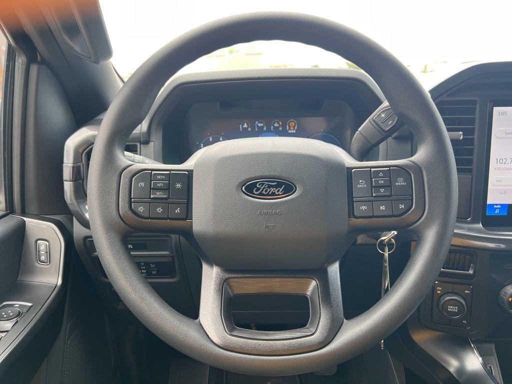 new 2025 Ford F-150 car, priced at $50,430