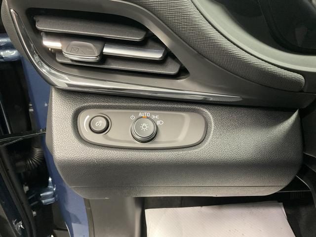 new 2025 Buick Envista car