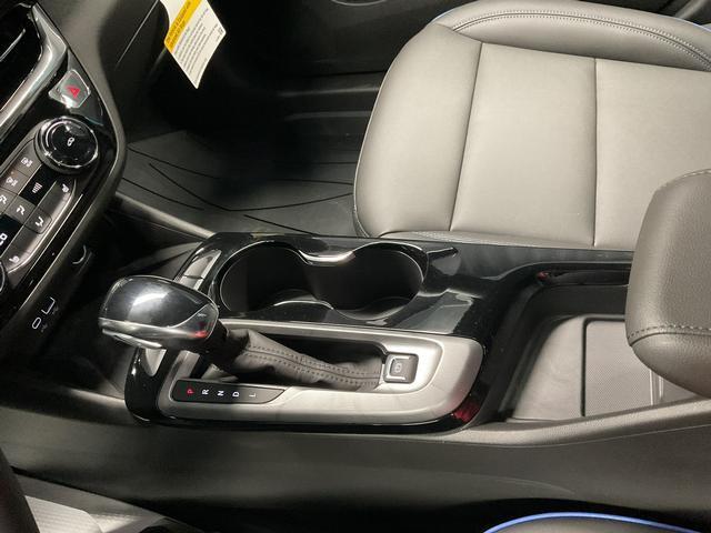 new 2025 Buick Envista car, priced at $26,595