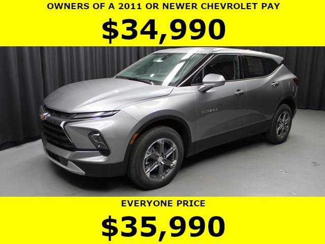 new 2025 Chevrolet Blazer car, priced at $35,990