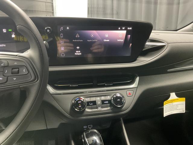 new 2025 Buick Envista car, priced at $24,340