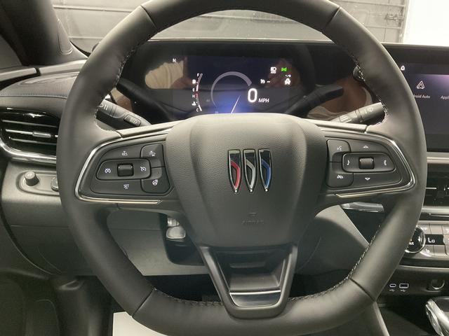 new 2025 Buick Envista car, priced at $26,329