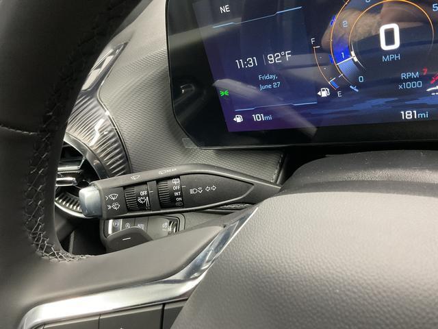 new 2026 Chevrolet Equinox car, priced at $28,330