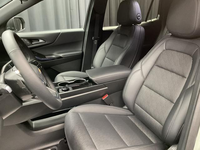 new 2026 Chevrolet Equinox car, priced at $28,330