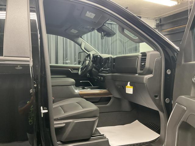new 2025 Chevrolet Silverado 2500 car, priced at $61,200