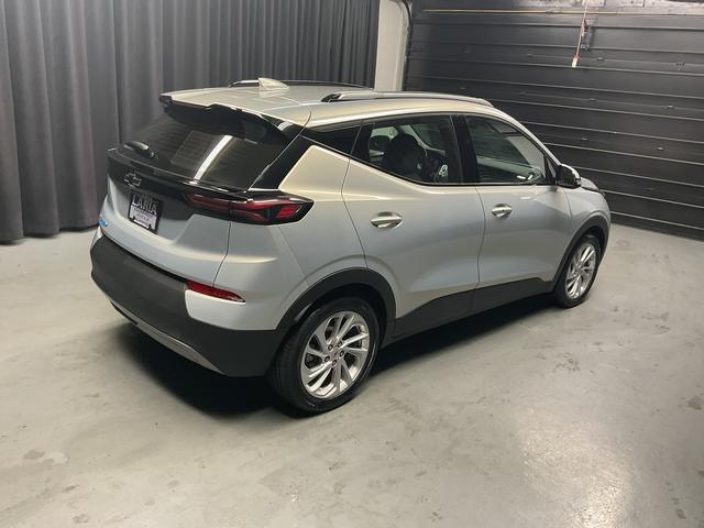 used 2022 Chevrolet Bolt EUV car, priced at $15,550
