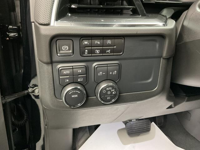 new 2025 Chevrolet Suburban car, priced at $76,550