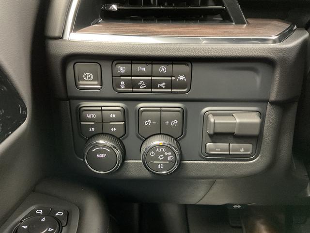 new 2026 Chevrolet Suburban car, priced at $78,600