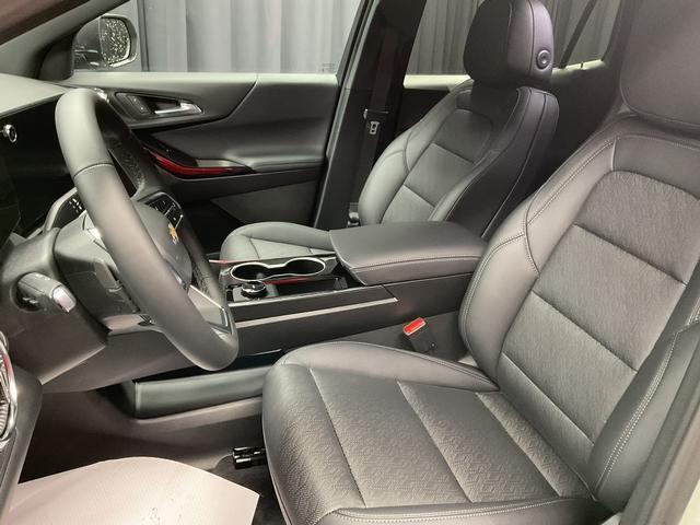 new 2026 Chevrolet Equinox car, priced at $30,545