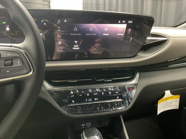 new 2025 Buick Envista car, priced at $30,415