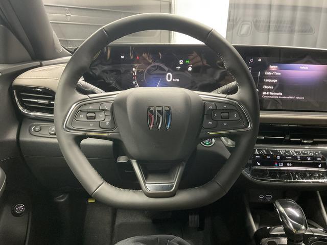 new 2025 Buick Envista car, priced at $30,415