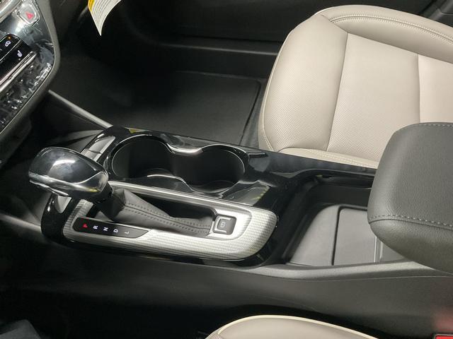 new 2025 Buick Envista car, priced at $30,415