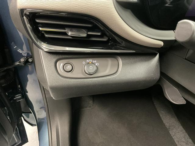 new 2025 Buick Envista car, priced at $30,415