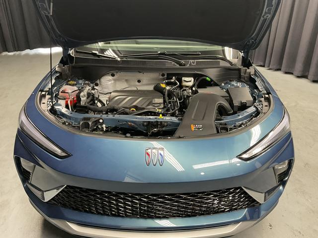 new 2025 Buick Envista car, priced at $30,415