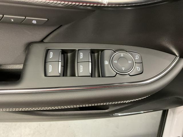 new 2025 Buick Envision car, priced at $39,400