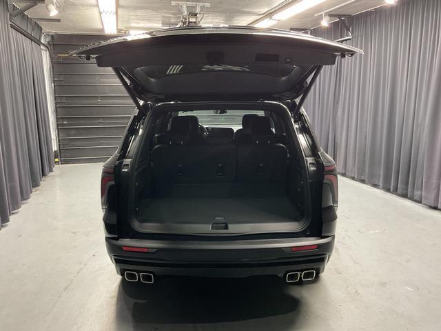 new 2026 Chevrolet Traverse car, priced at $44,262