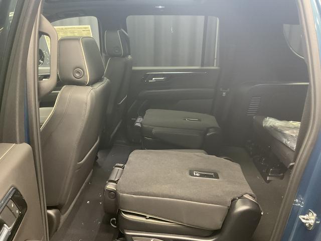 new 2025 Chevrolet Suburban car, priced at $74,995