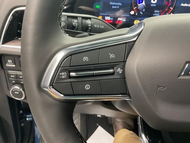 new 2025 Chevrolet Suburban car, priced at $74,995