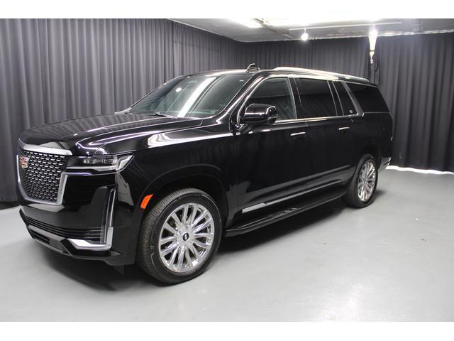 used 2023 Cadillac Escalade ESV car, priced at $73,550