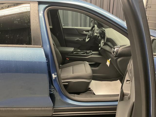 new 2025 Chevrolet Equinox car, priced at $24,980