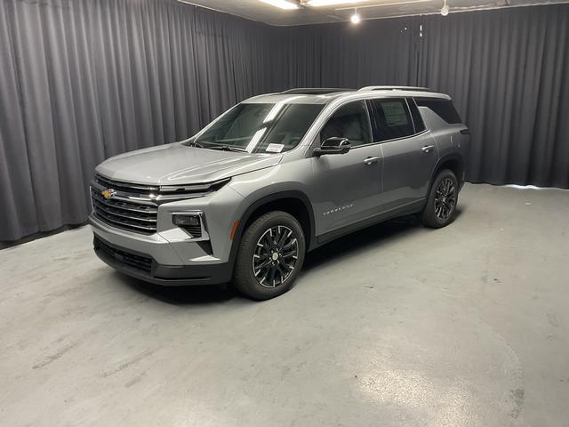 new 2026 Chevrolet Traverse car, priced at $42,300