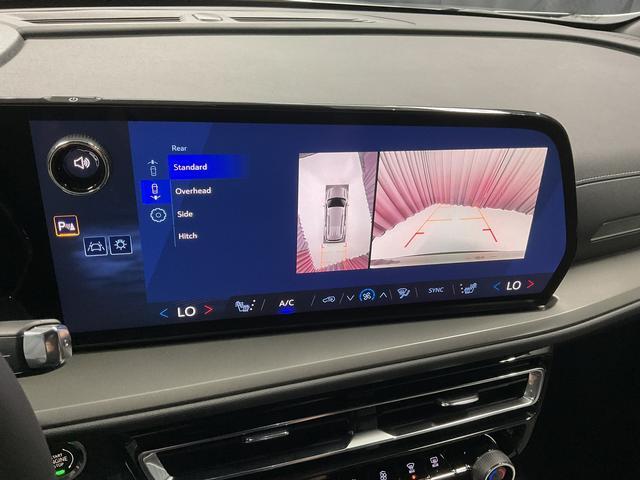 new 2026 Chevrolet Traverse car, priced at $42,300