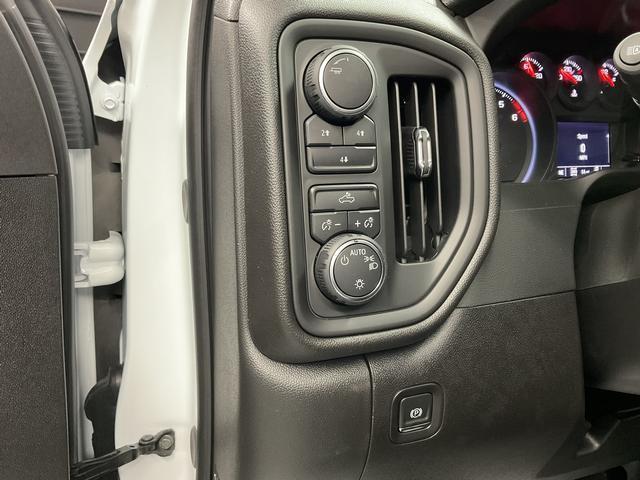 new 2025 Chevrolet Silverado 2500 car