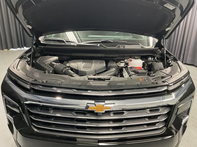 new 2026 Chevrolet Traverse car, priced at $44,450
