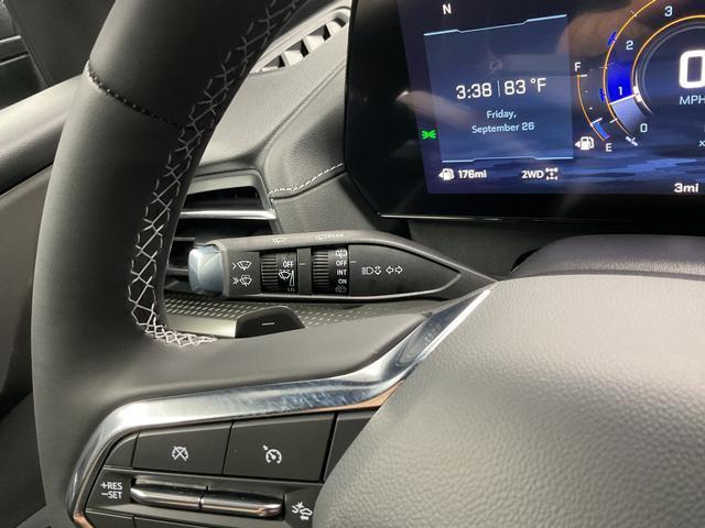 new 2026 Chevrolet Traverse car, priced at $44,450
