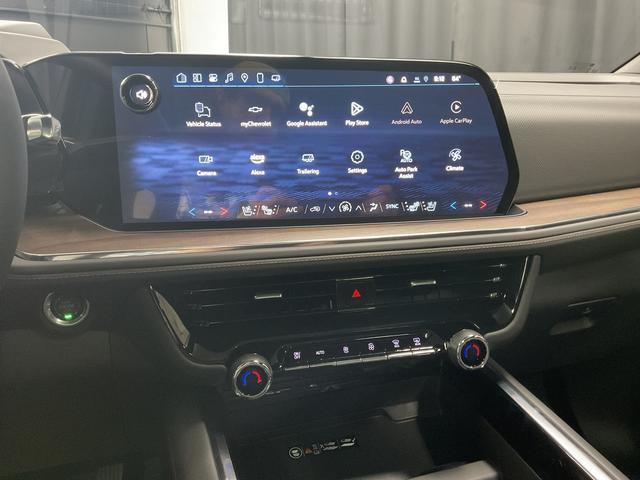 new 2025 Chevrolet Suburban car, priced at $81,995