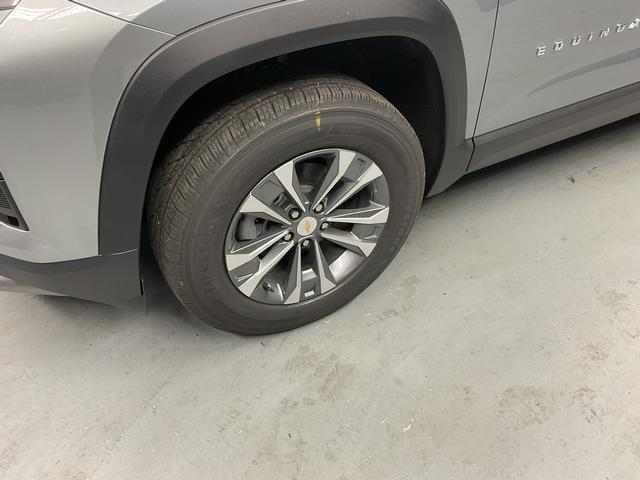 new 2026 Chevrolet Equinox car, priced at $25,990