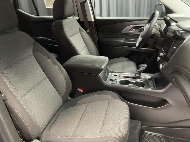 used 2021 Chevrolet Traverse car, priced at $25,950