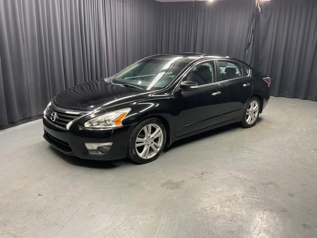 used 2015 Nissan Altima car, priced at $6,950