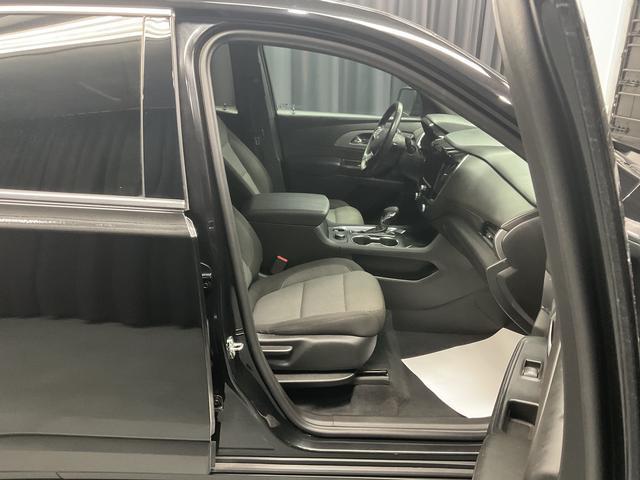 used 2023 Chevrolet Traverse car, priced at $23,950