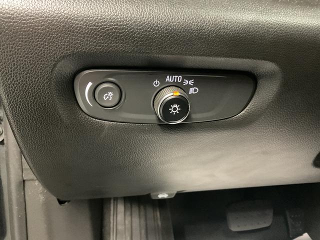 used 2023 Chevrolet Traverse car, priced at $23,950