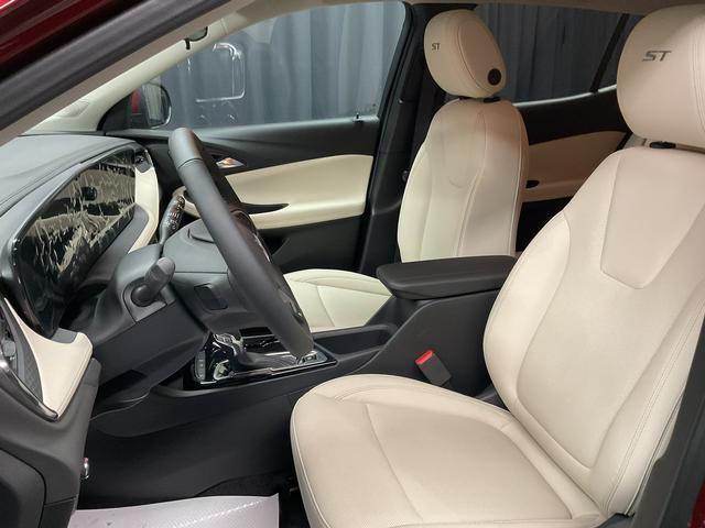 new 2025 Buick Encore GX car, priced at $26,900
