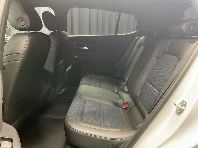 new 2025 Buick Envista car, priced at $25,145