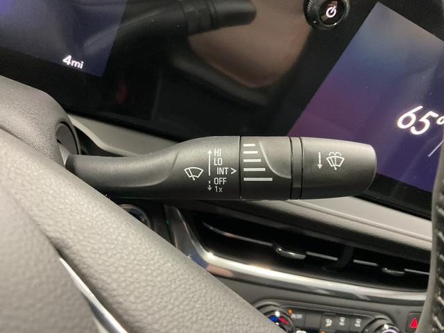new 2025 Buick Envista car, priced at $25,541