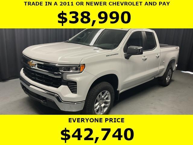new 2025 Chevrolet Silverado 1500 car, priced at $38,990