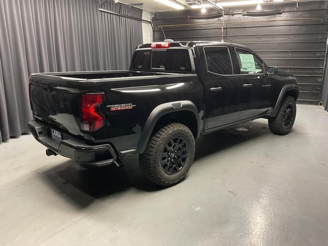 new 2025 Chevrolet Colorado car, priced at $38,280