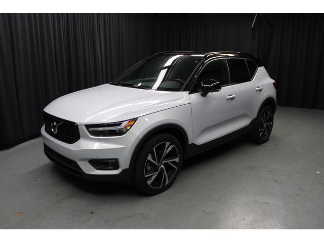 used 2021 Volvo XC40 car, priced at $25,950