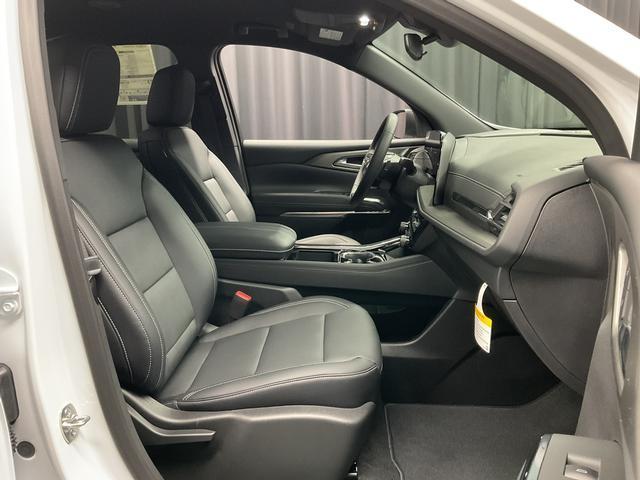 new 2025 Chevrolet Traverse car, priced at $41,233