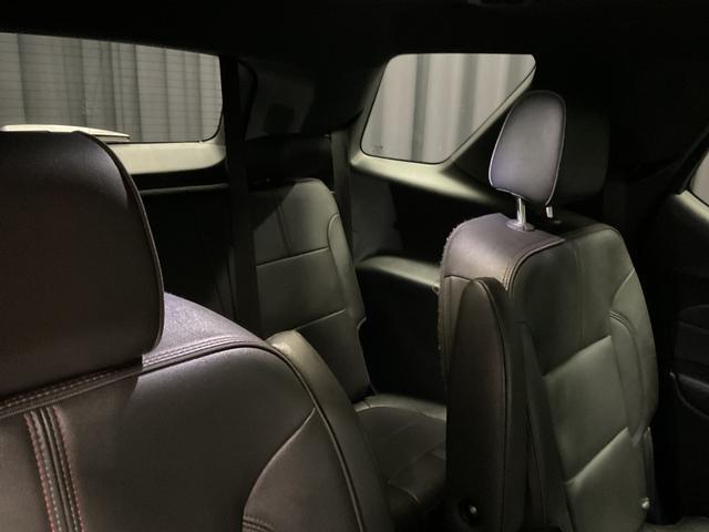 used 2022 Chevrolet Traverse car, priced at $28,950