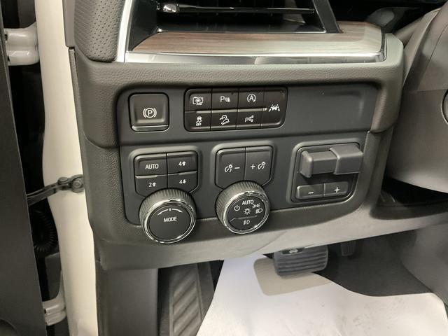 new 2025 Chevrolet Suburban car, priced at $78,811