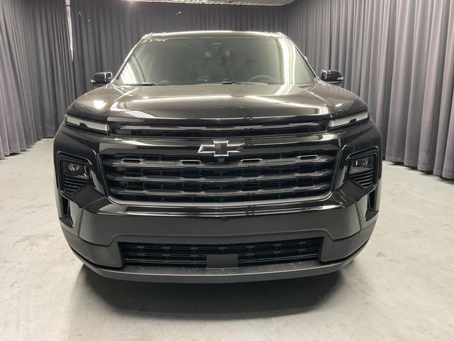 new 2025 Chevrolet Traverse car, priced at $43,771